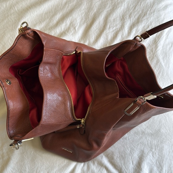 Beautiful Coach cognac leather handbag- perfect condition! - Picture 2 of 7